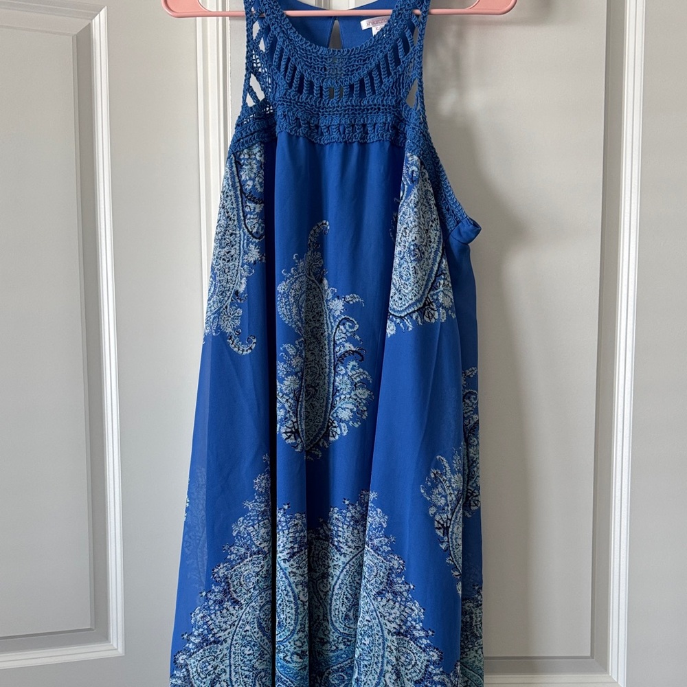 Xhilaration Blue Paisley Casual Dress